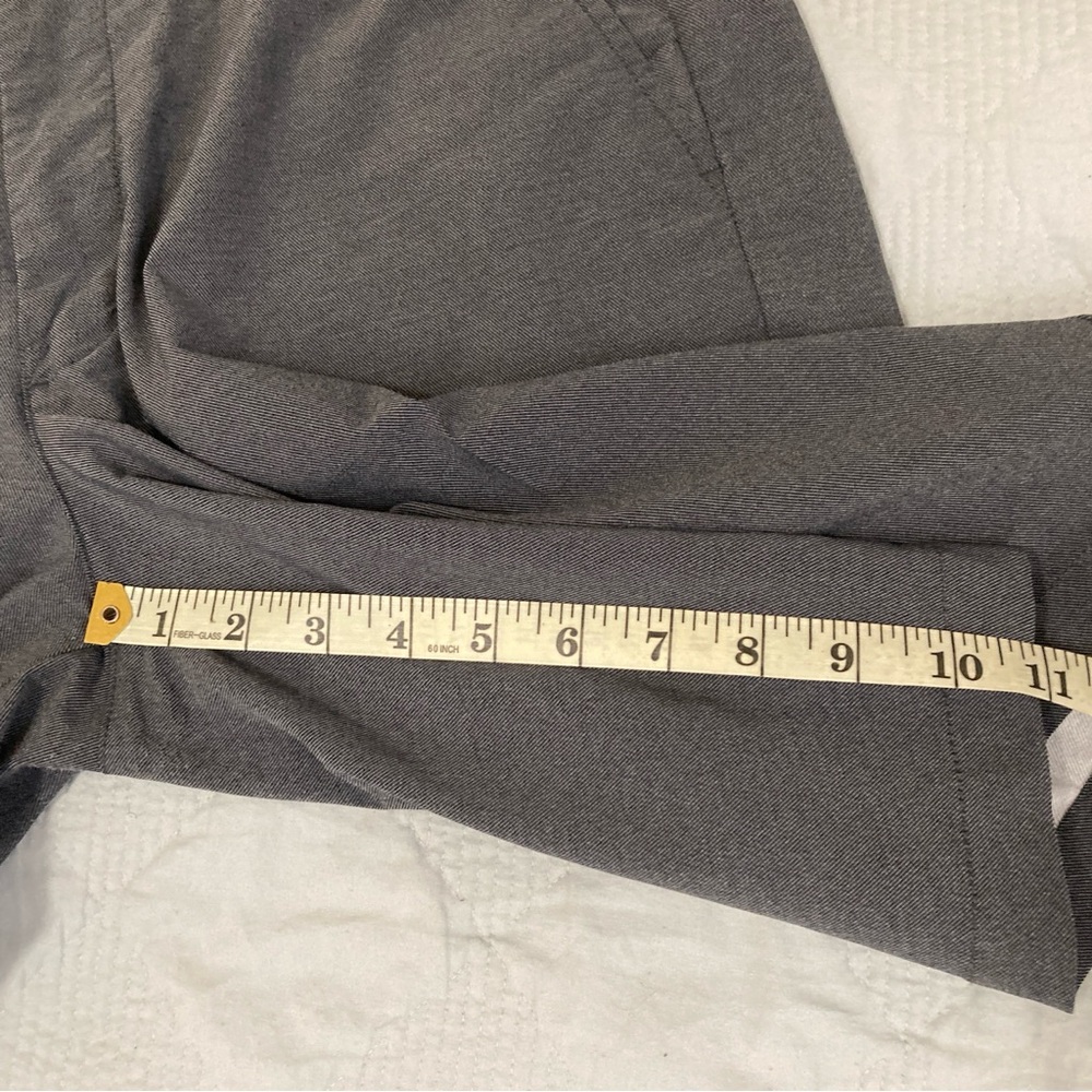 Travis Mathew Men's Gray Shorts Strech Pockets Performance size 36 - Picture 13 of 13
